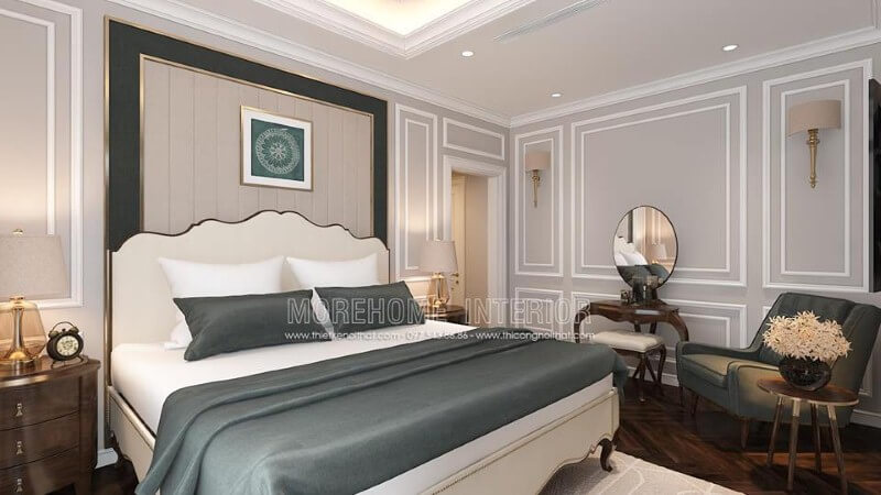Nệm ốp tường kết hợp bo viền kim loại mạ vàng kết hợp cùng giường bọc nệm trắng tạo nên không gian phòng ngủ tân cổ điển sang trọng, quý phái. Thiết kế nội thất biệt thự tại Hà Nội
